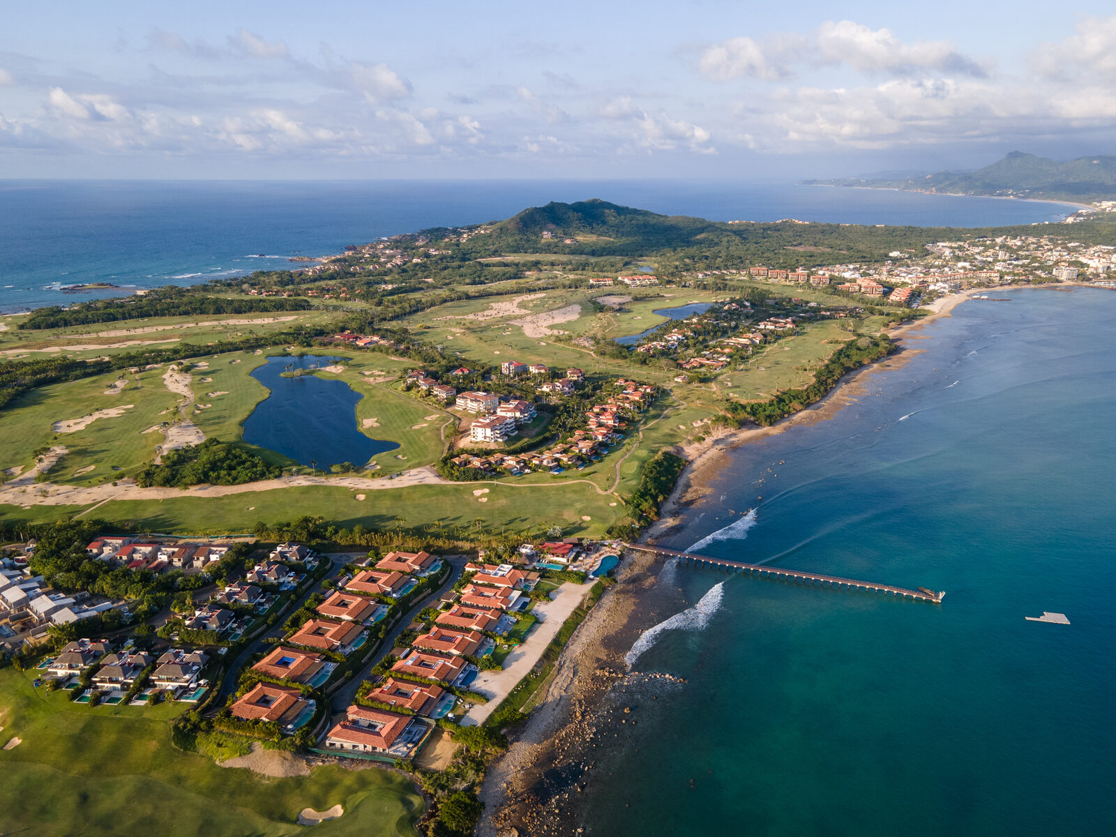 Oceanfront golf setting in Porta Fortuna, Punta Mita