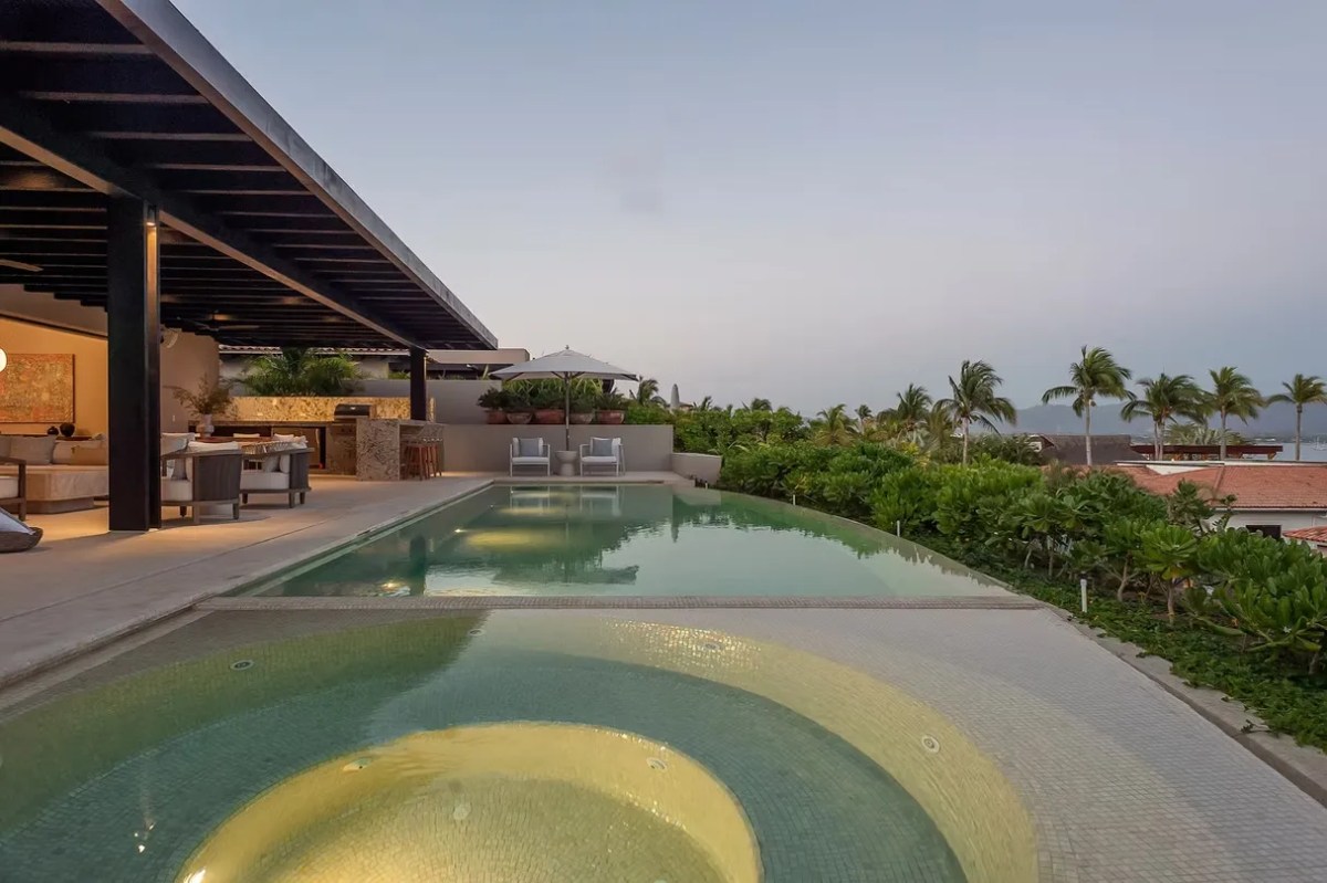 porta fortuna B2, Porta Fortuna, Punta Mita
